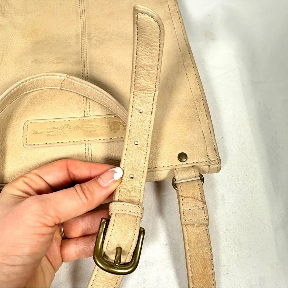 Fossil Leather Crossbody Bag The New American Classic 1954 Key Beige white cream